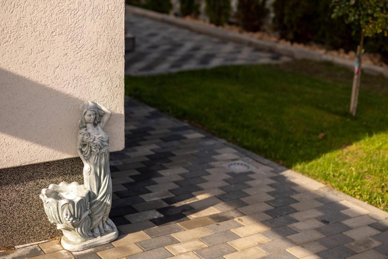 Boutique Vila Cristian  Exterior photo